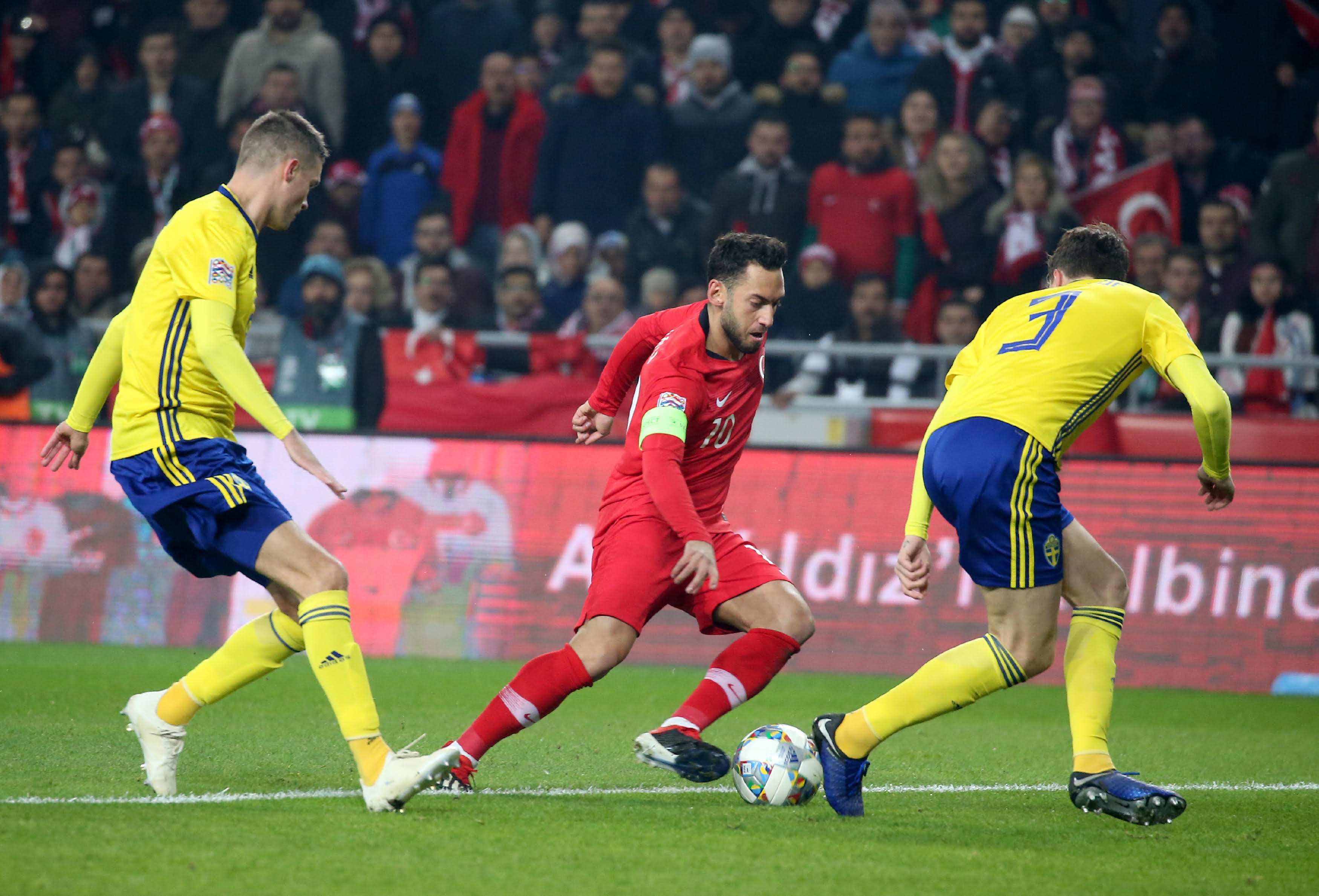 HOKA ONE ONE携 BODEGA合作首推限量版胶囊系列.